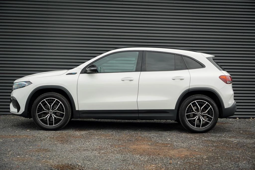Hoofdafbeelding Mercedes-Benz EQA