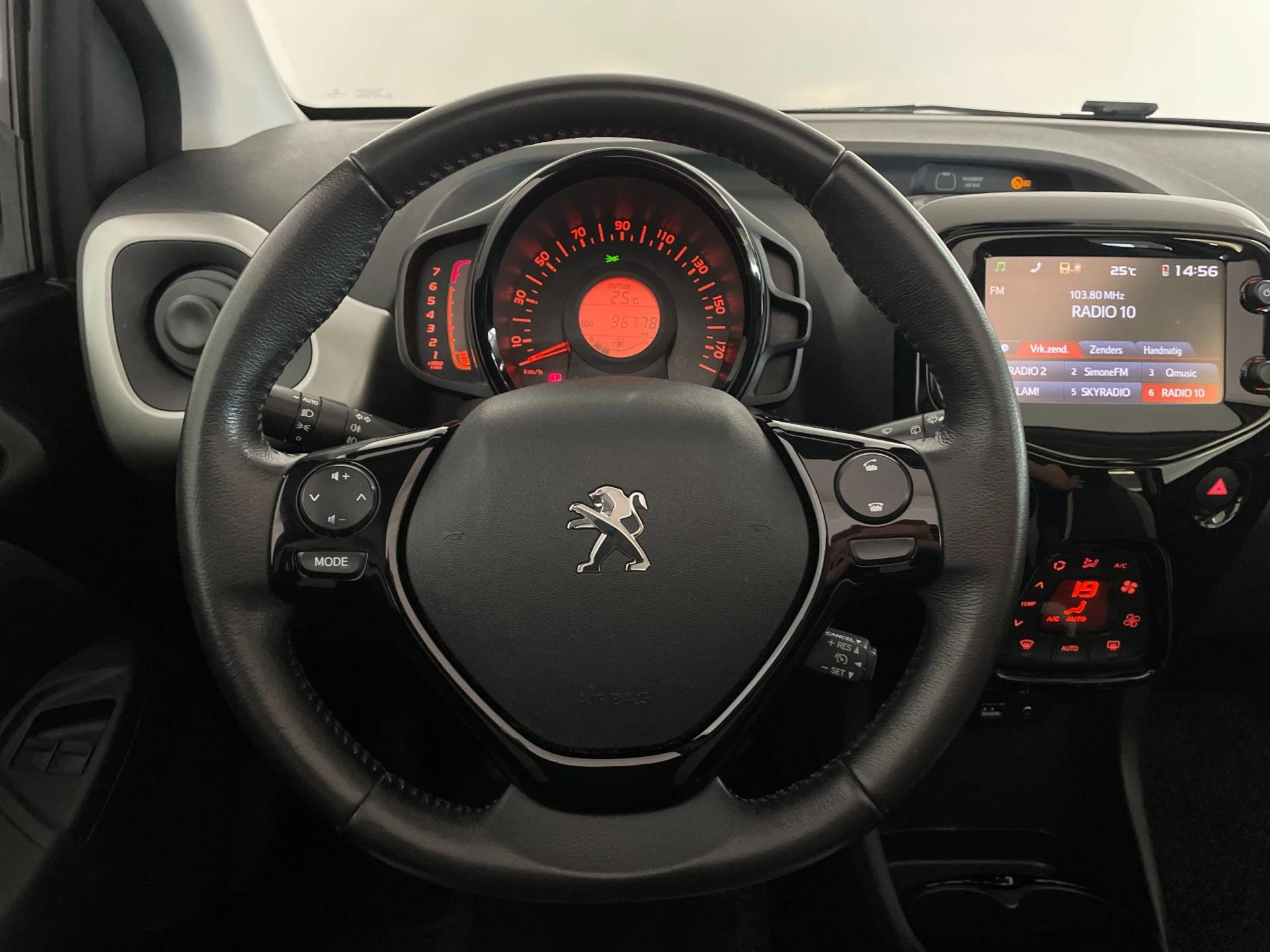 Hoofdafbeelding Peugeot 108