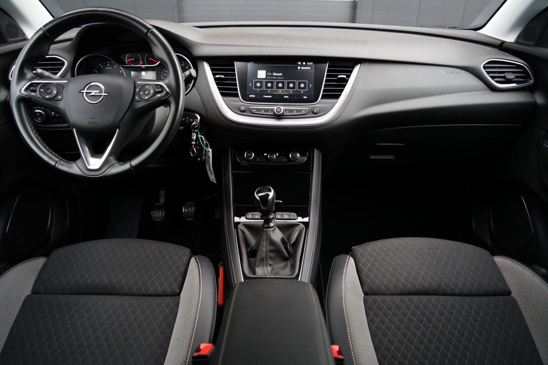 Hoofdafbeelding Opel Grandland X