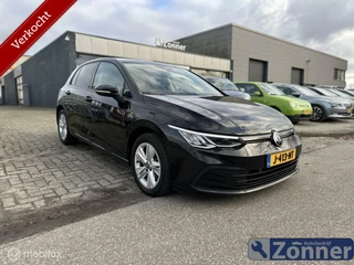 Volkswagen Golf 1.5 eTSI R-Line