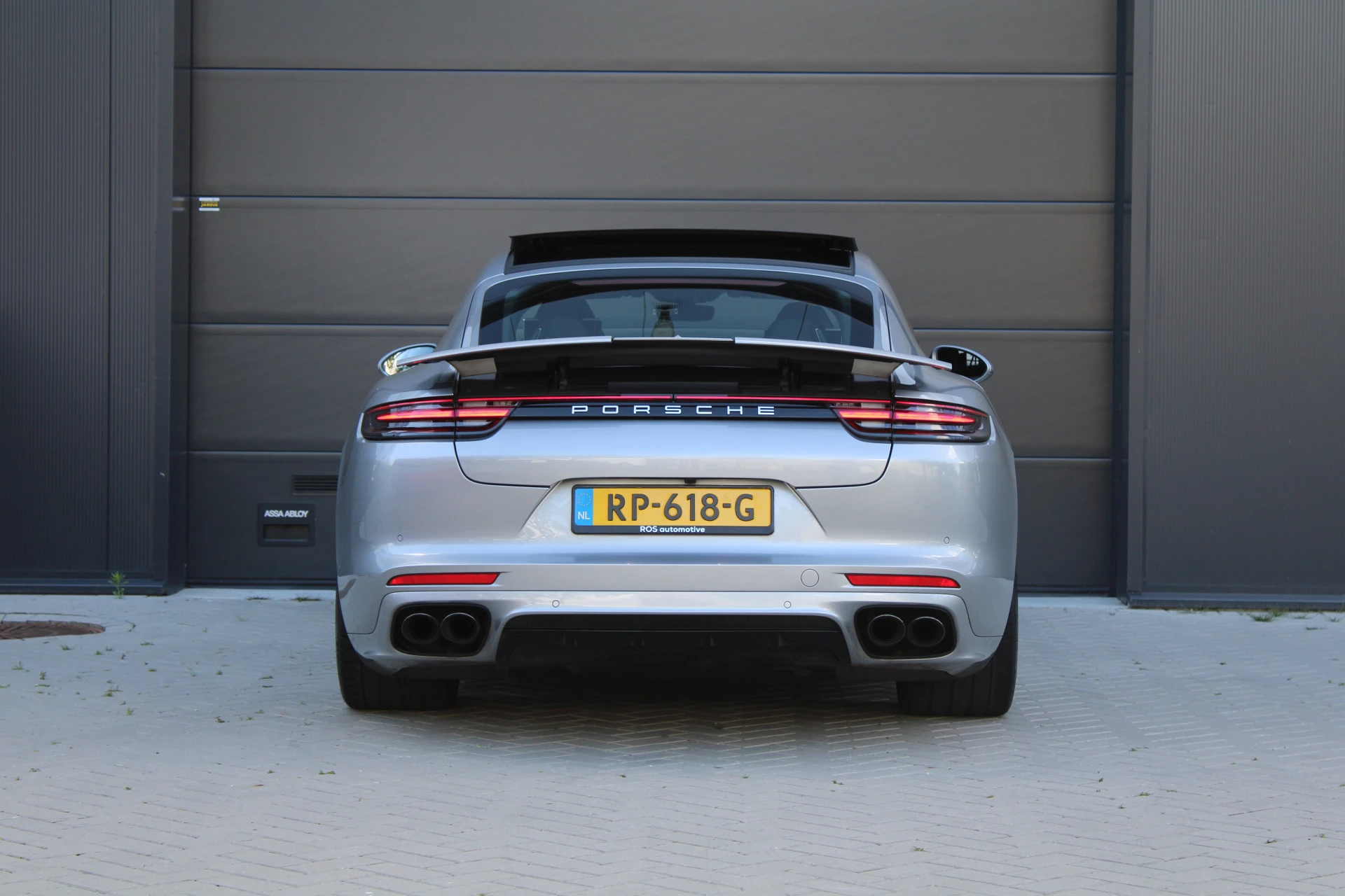 Hoofdafbeelding Porsche Panamera