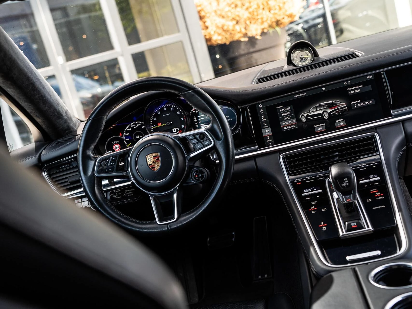 Hoofdafbeelding Porsche Panamera