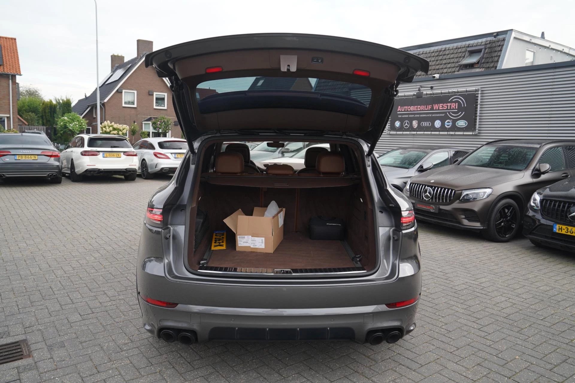 Hoofdafbeelding Porsche Cayenne