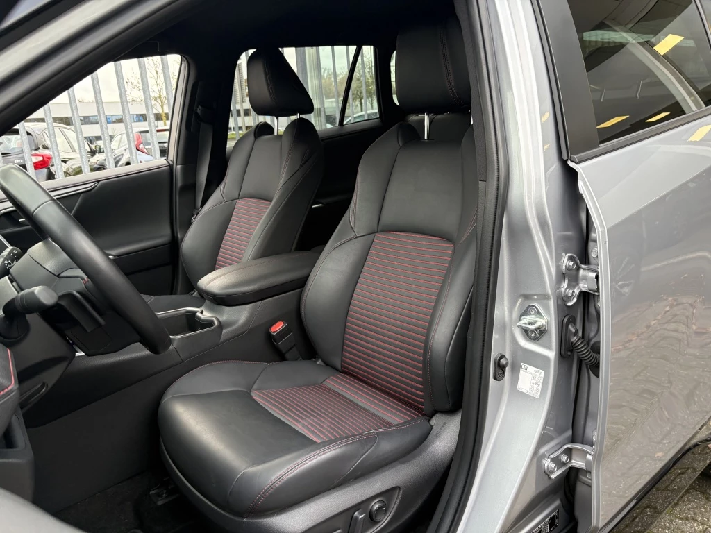 Hoofdafbeelding Toyota RAV4