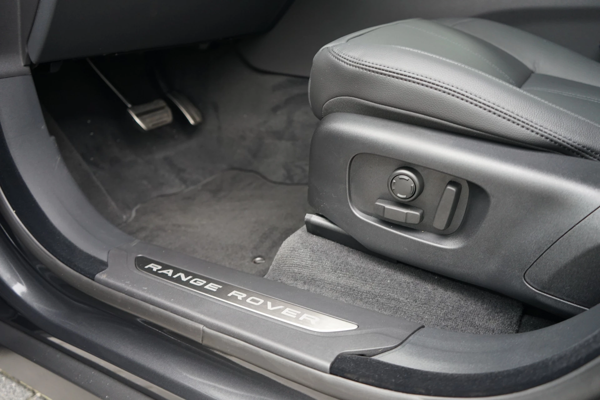 Hoofdafbeelding Land Rover Range Rover Velar