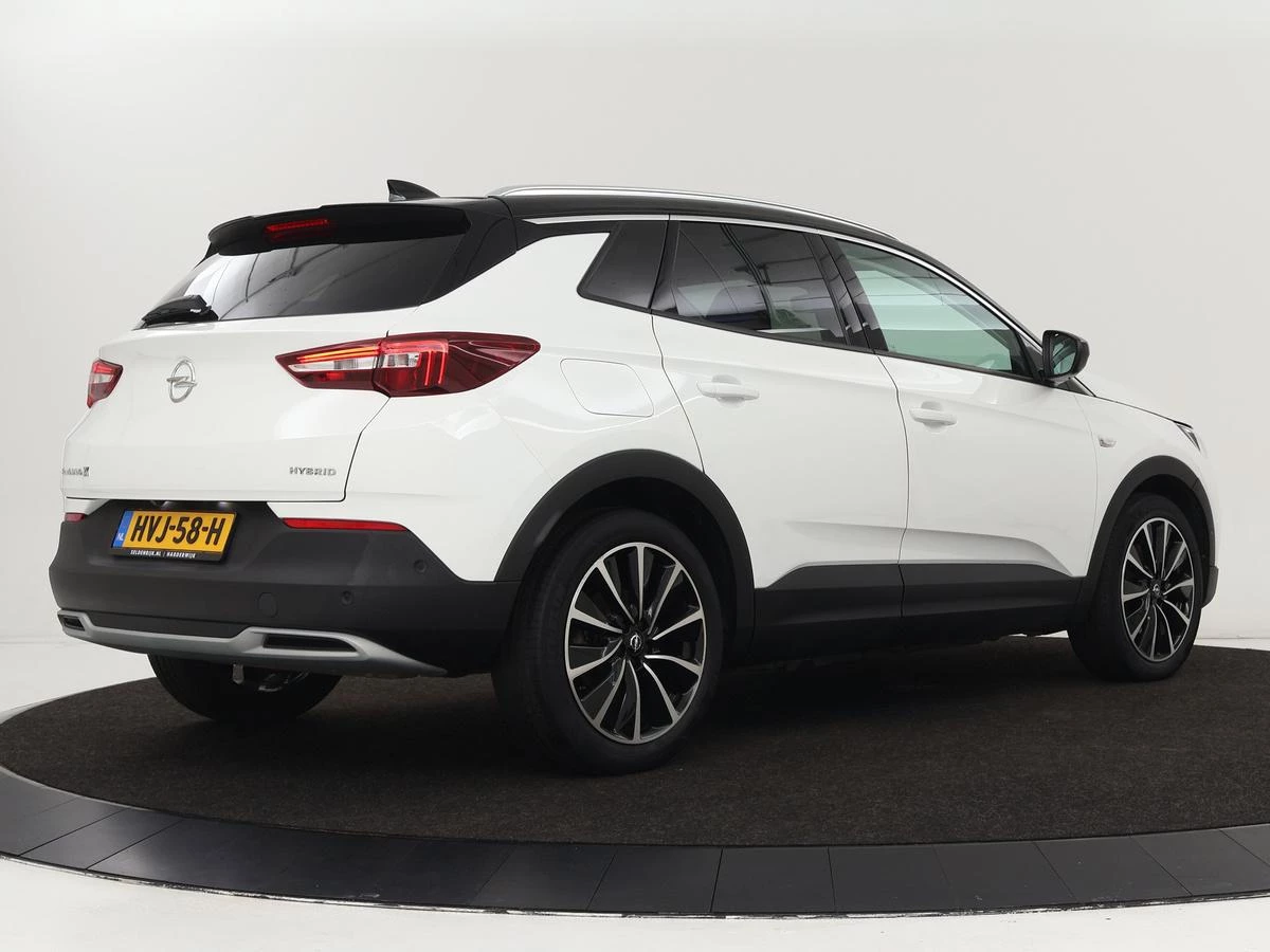 Hoofdafbeelding Opel Grandland X