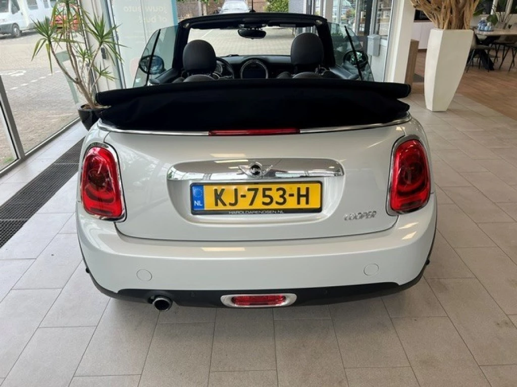 MINI Cooper Cabrio