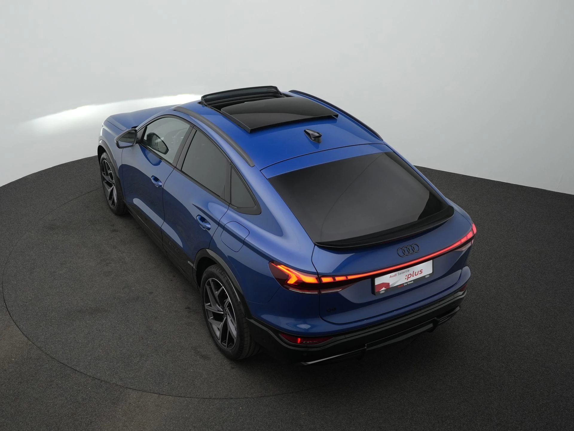 Hoofdafbeelding Audi Q6