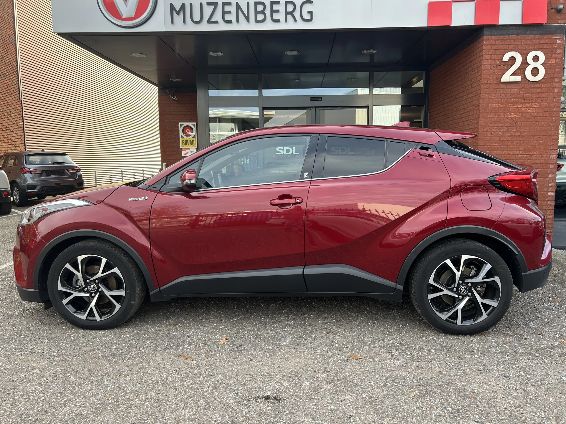 Hoofdafbeelding Toyota C-HR