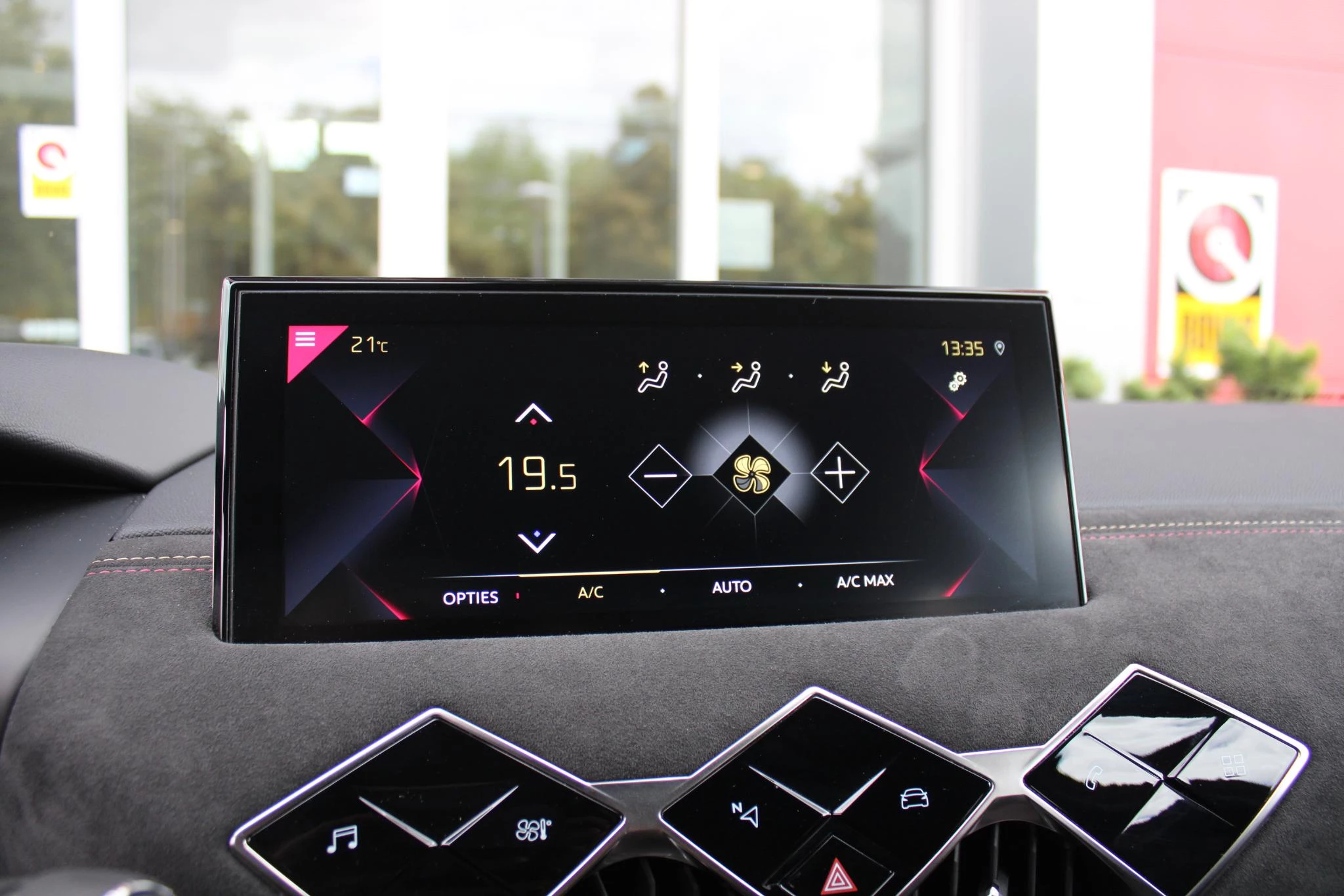 Hoofdafbeelding DS DS 3