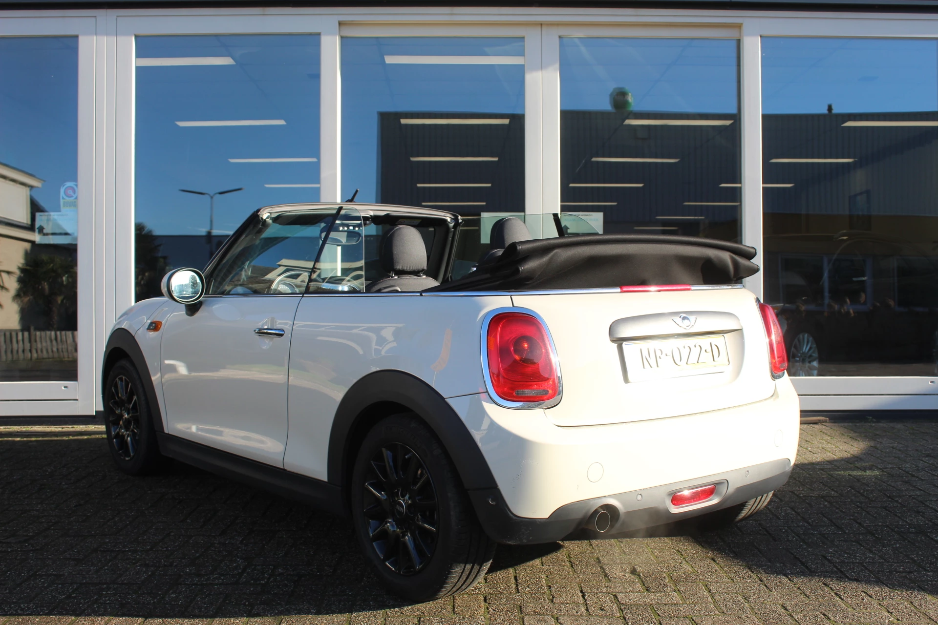 Hoofdafbeelding MINI One Cabrio