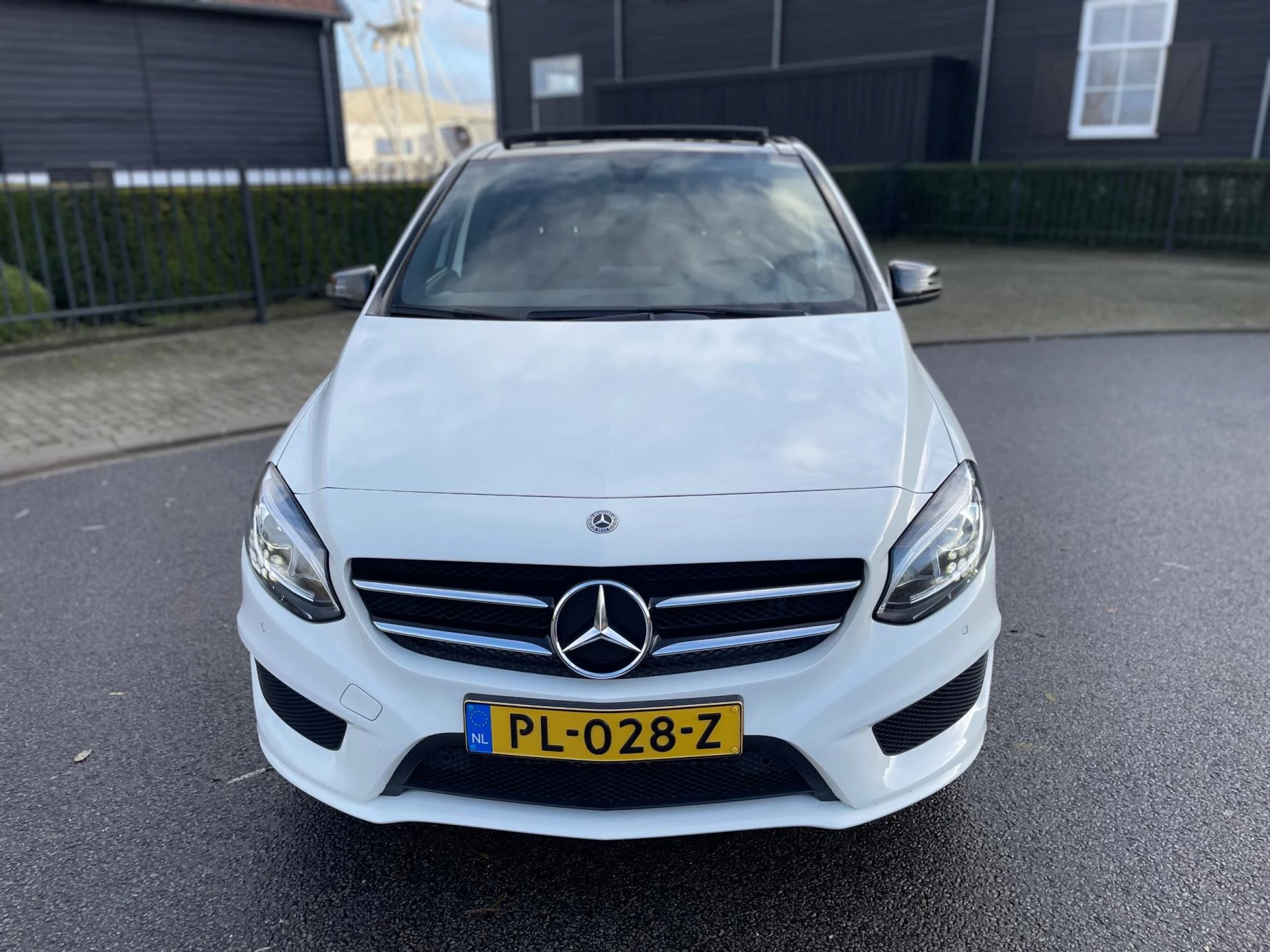 Hoofdafbeelding Mercedes-Benz B-Klasse