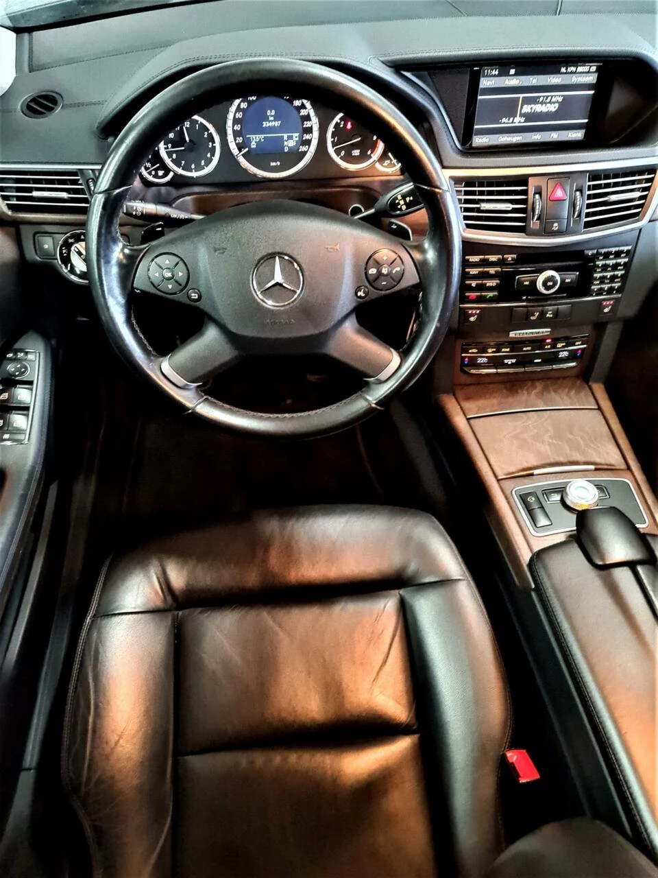 Hoofdafbeelding Mercedes-Benz E-Klasse