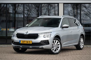 Hoofdafbeelding Škoda Kamiq Škoda Kamiq 1.0 TSI Top Selection DSG | 5j. / 100.000km garantie | Navi by App | 17" | Camera | Stoel- Stuuverw.