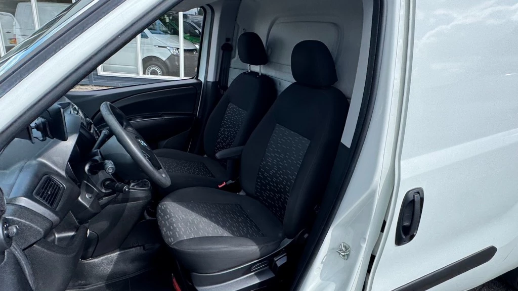 Hoofdafbeelding Opel Combo