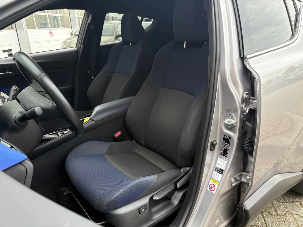 Hoofdafbeelding Toyota C-HR