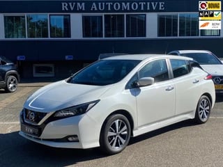 Hoofdafbeelding Nissan Leaf Nissan LEAF N-Connecta 40 | * 14.440 NA SUBSIDIE * | CAMERA | STOEL + STUURVERWARMING |RIJKLAARPRIJS INCL. 12 MND. BOVAGGARANTIE