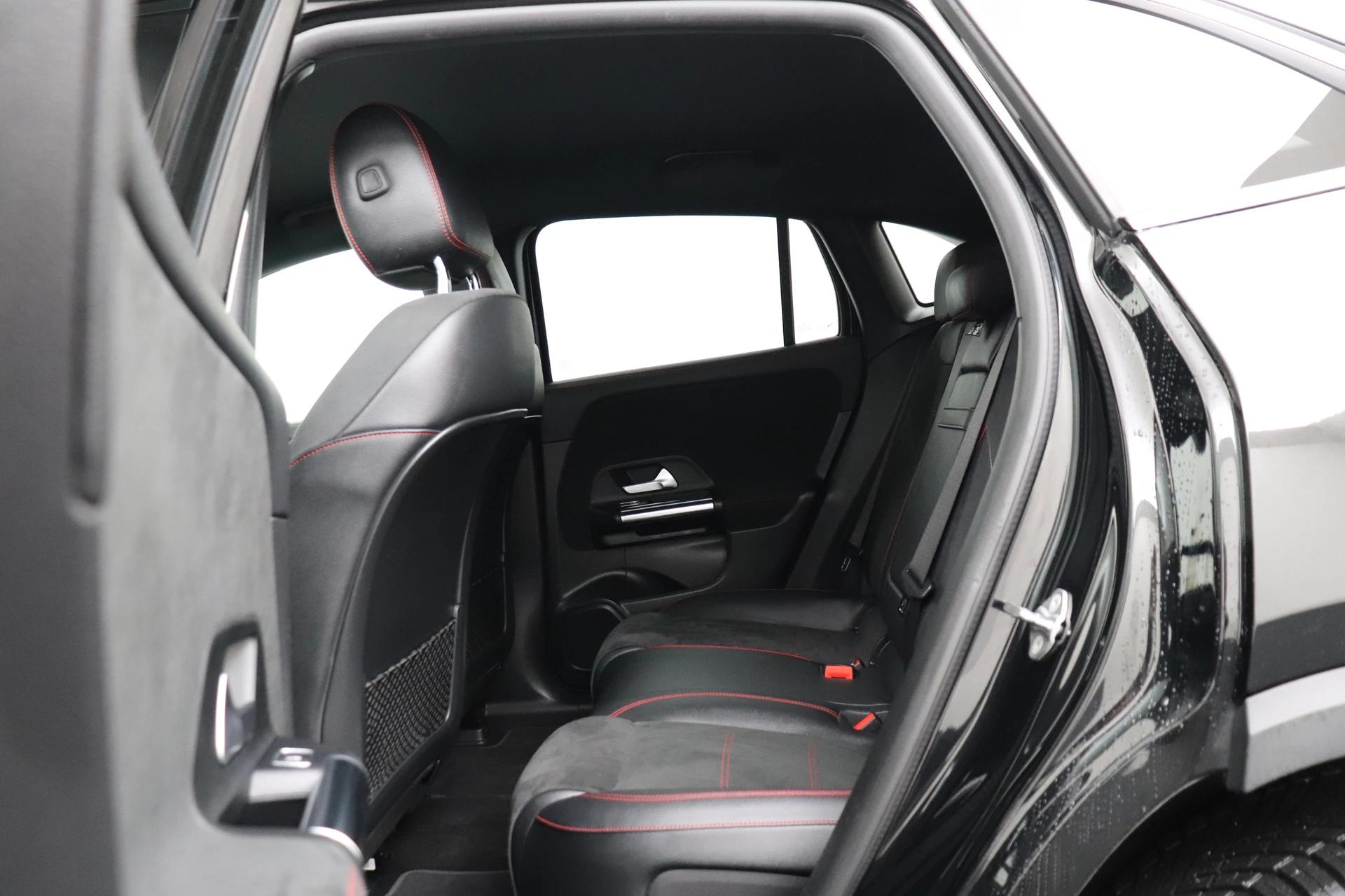 Hoofdafbeelding Mercedes-Benz EQA