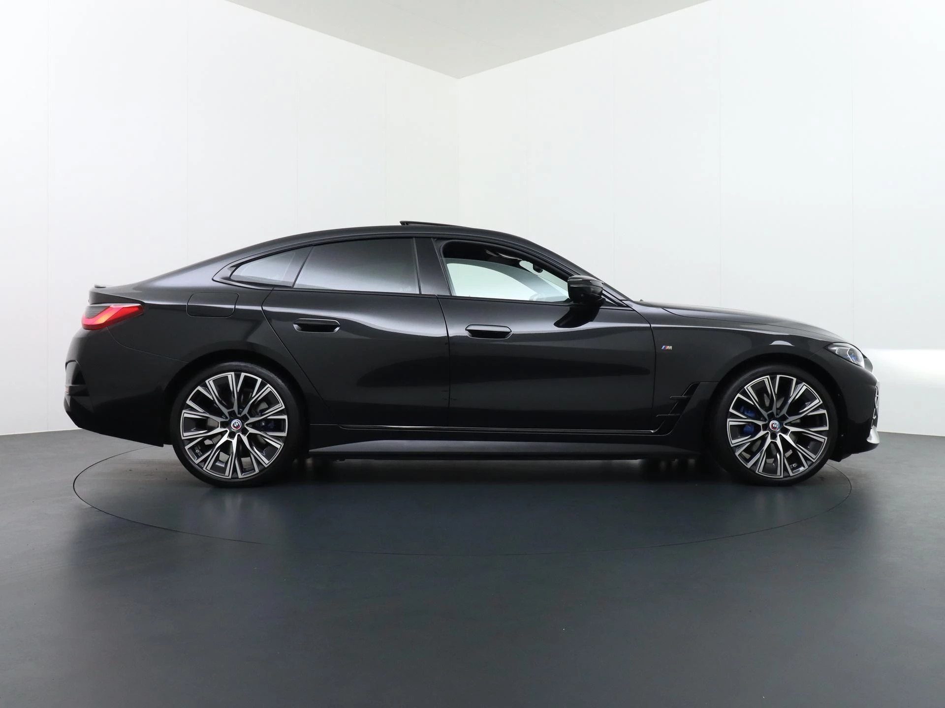 Hoofdafbeelding BMW i4