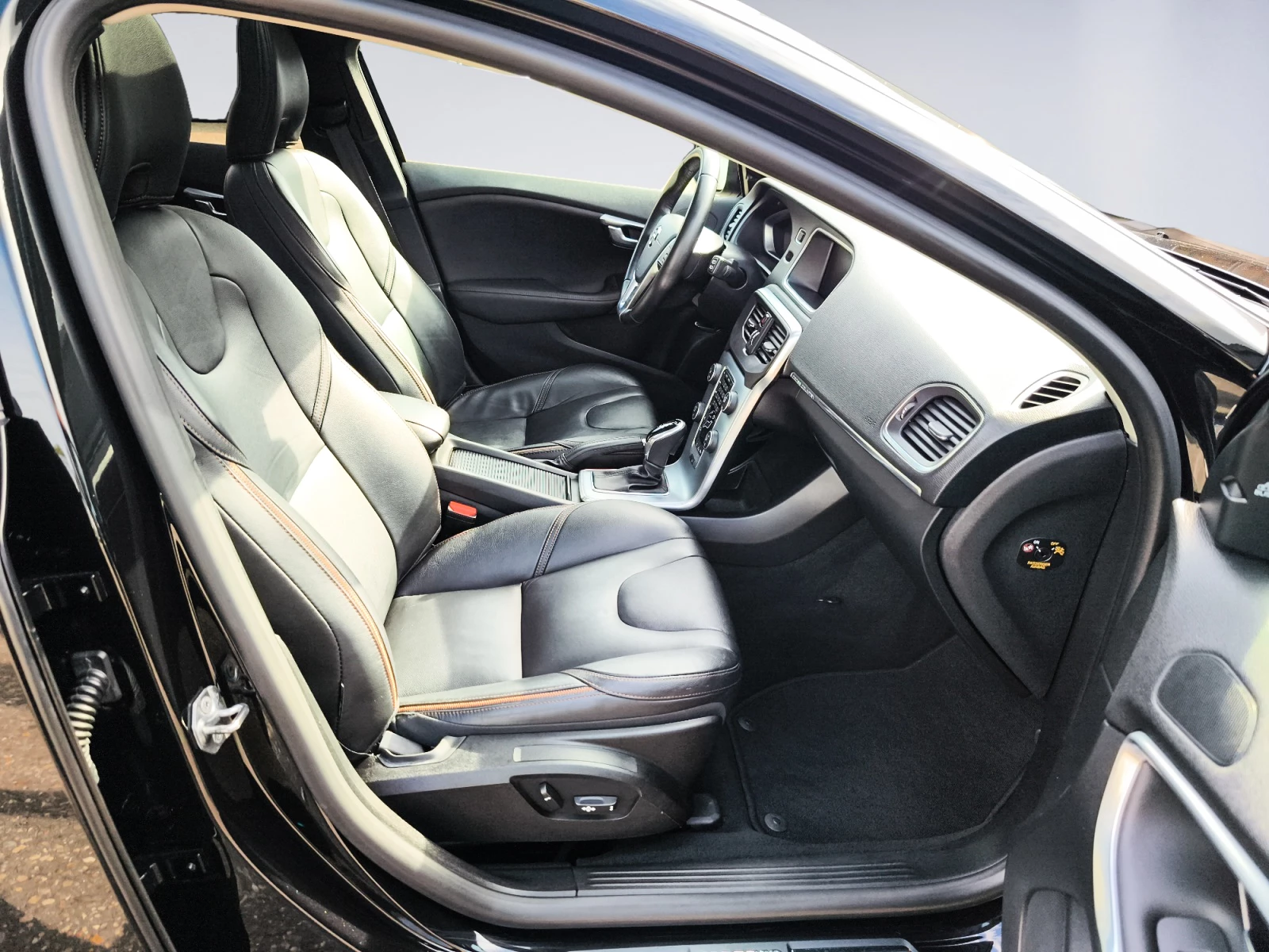 Hoofdafbeelding Volvo V40