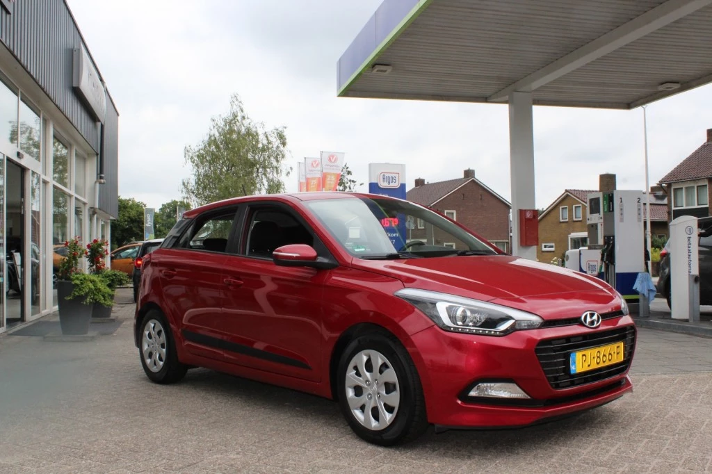 Hoofdafbeelding Hyundai i20
