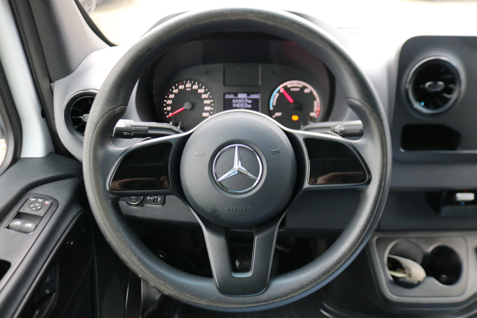 Hoofdafbeelding Mercedes-Benz eSprinter