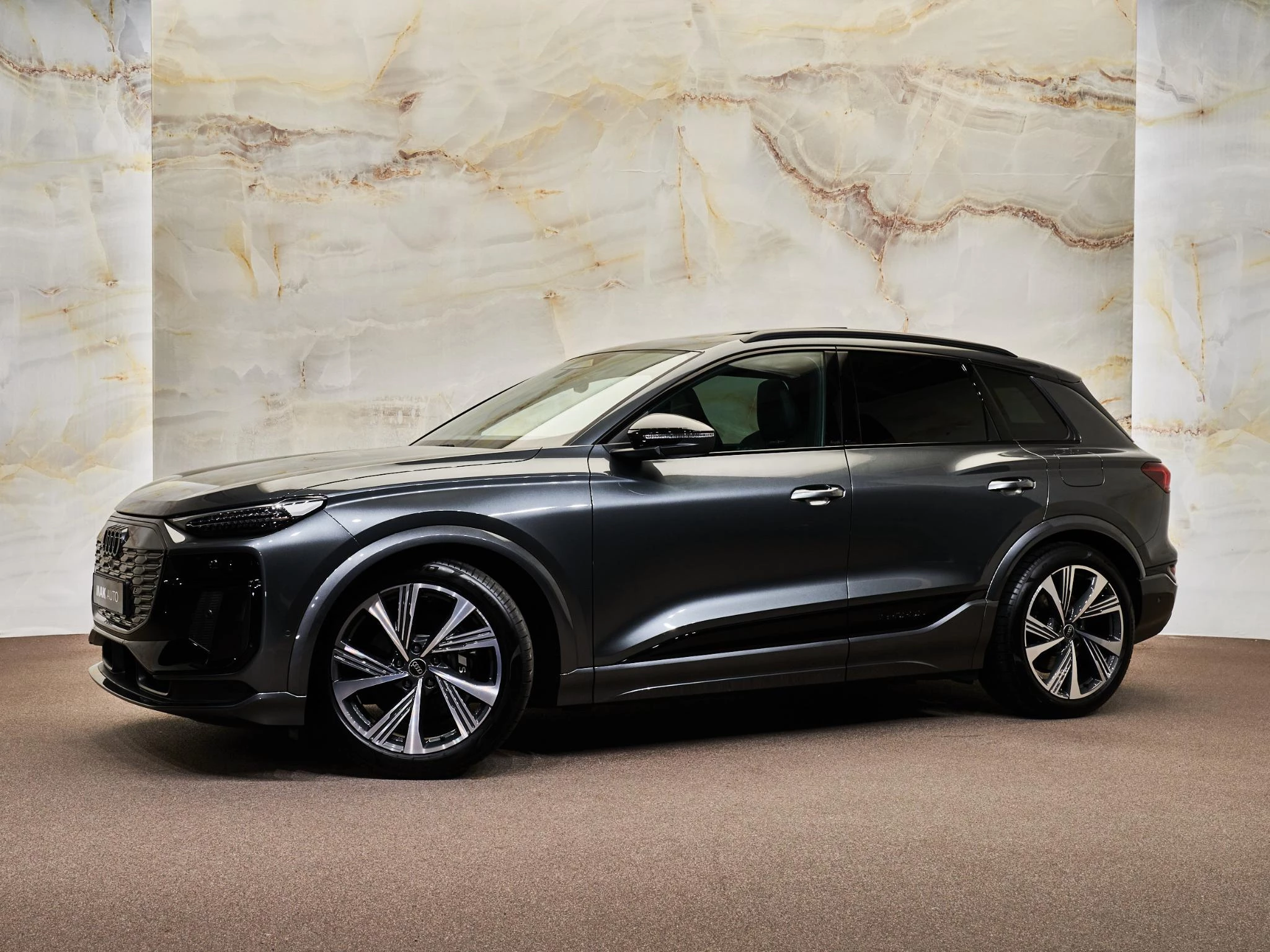 Hoofdafbeelding Audi SQ6