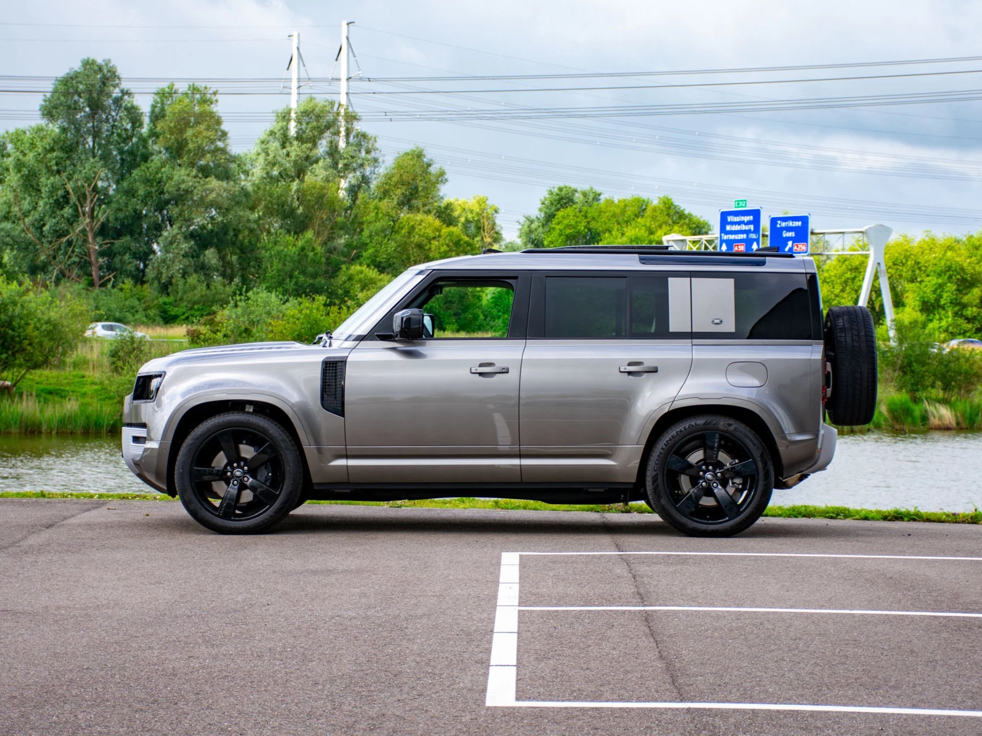 Hoofdafbeelding Land Rover Defender