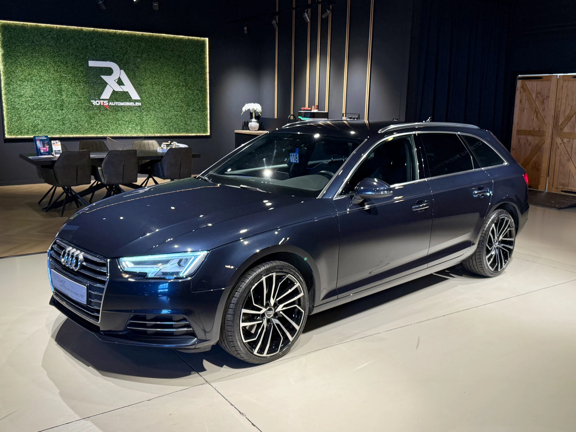 Hoofdafbeelding Audi A4