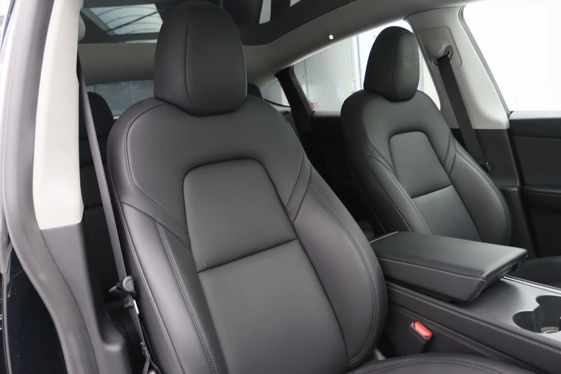 Hoofdafbeelding Tesla Model Y