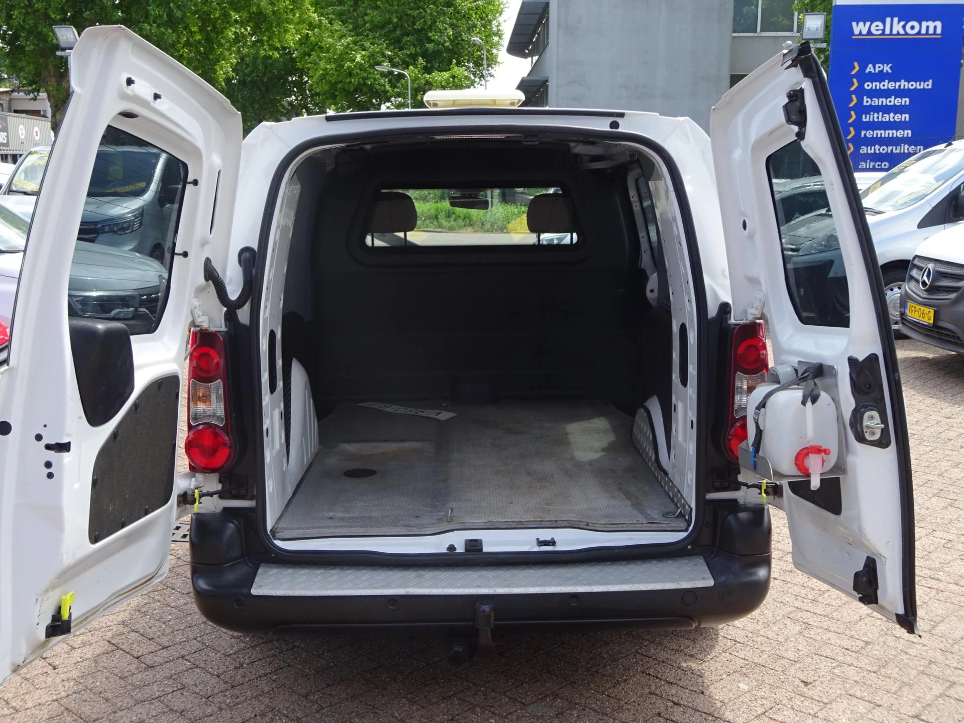 Hoofdafbeelding Peugeot Partner
