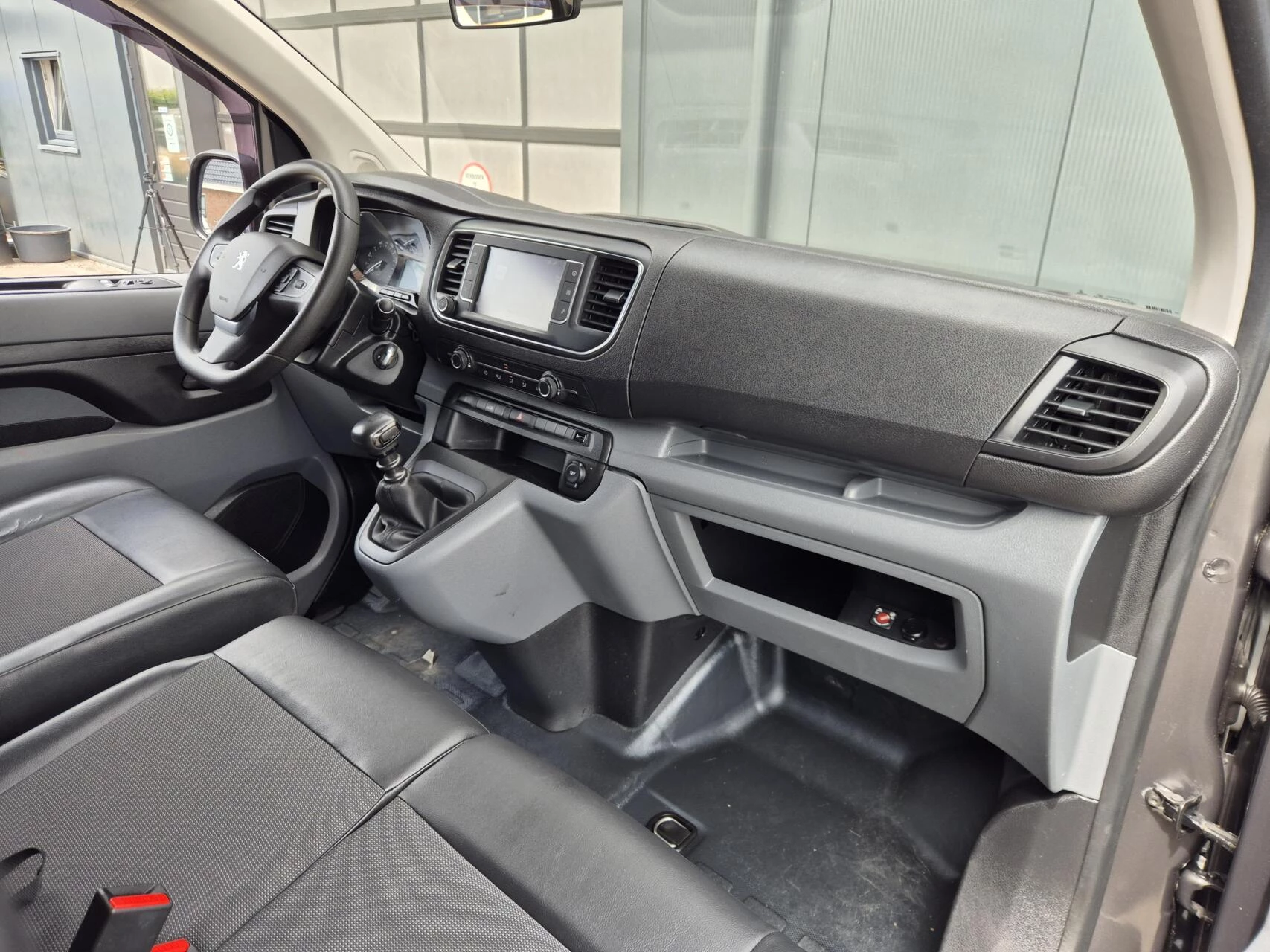 Hoofdafbeelding Peugeot Expert