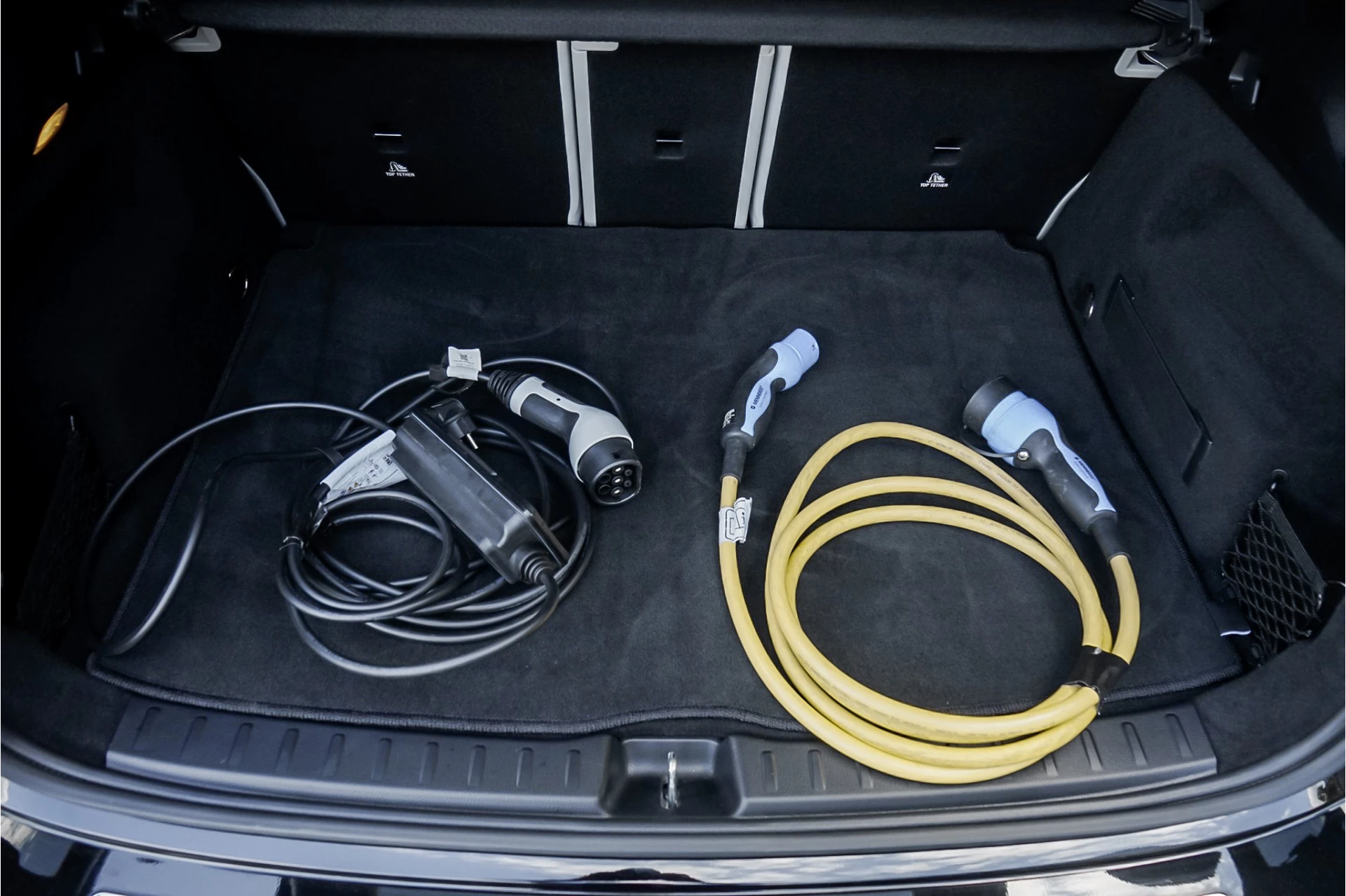 Hoofdafbeelding Mercedes-Benz EQA