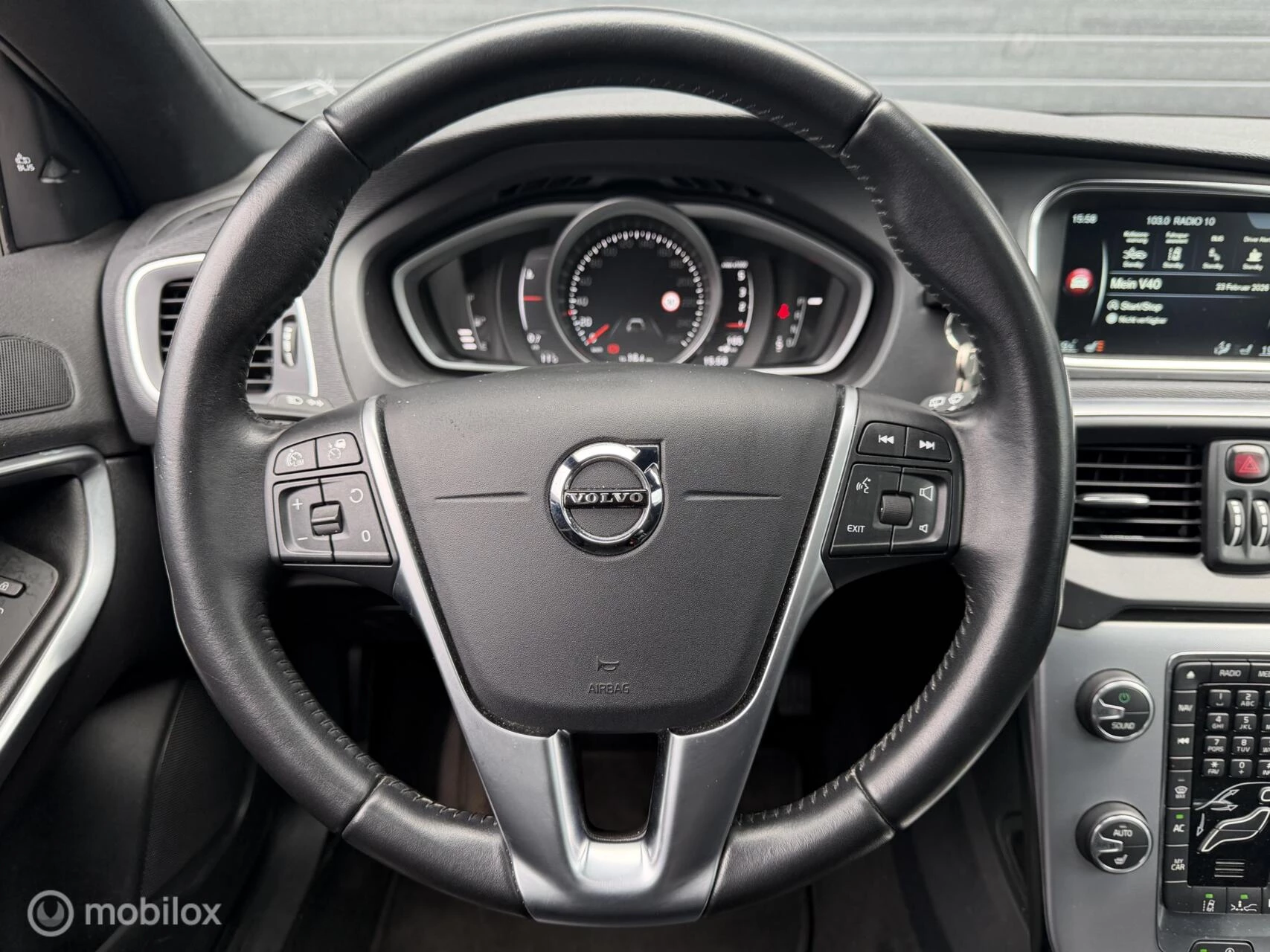 Hoofdafbeelding Volvo V40