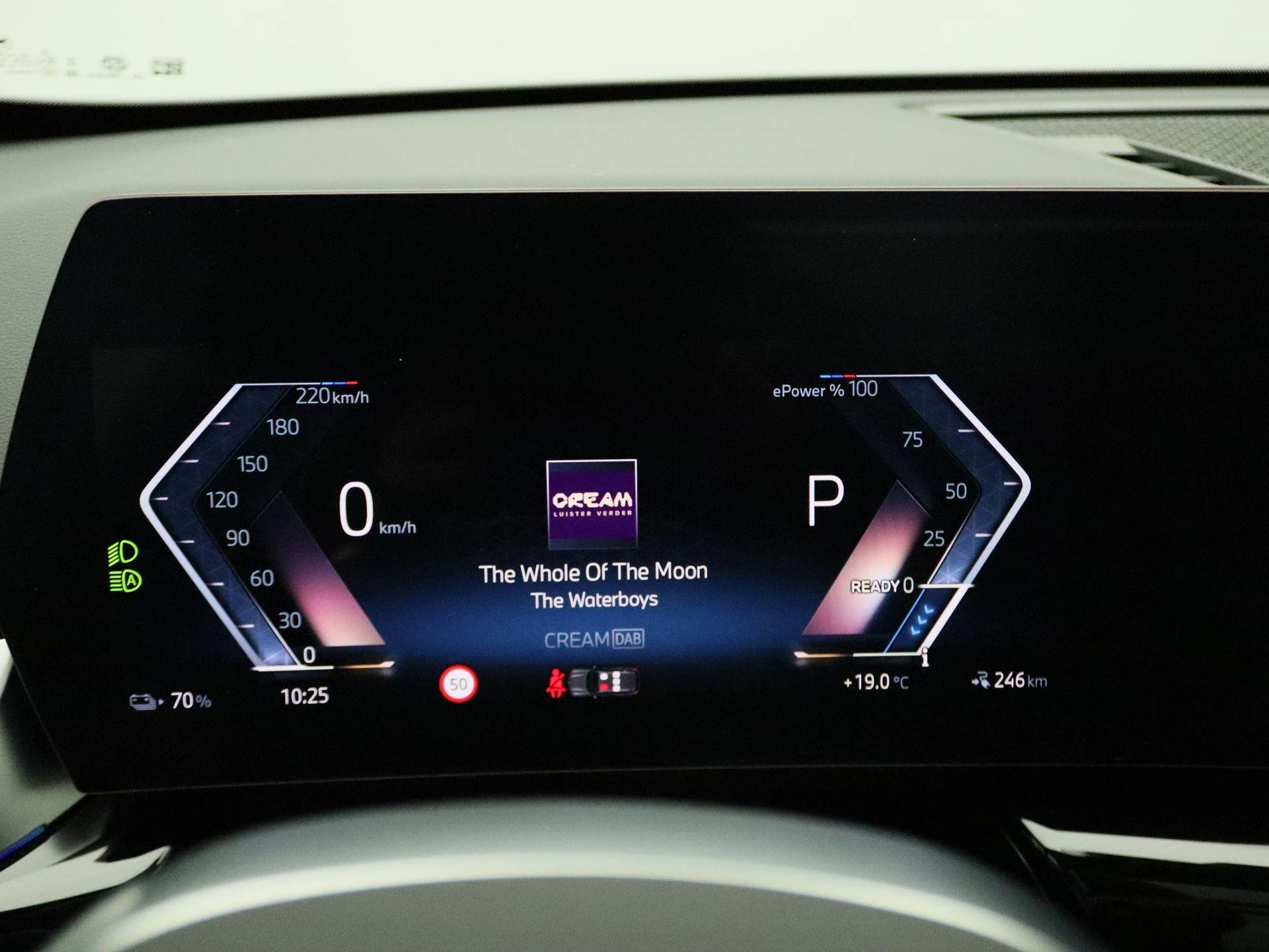 Hoofdafbeelding BMW iX1