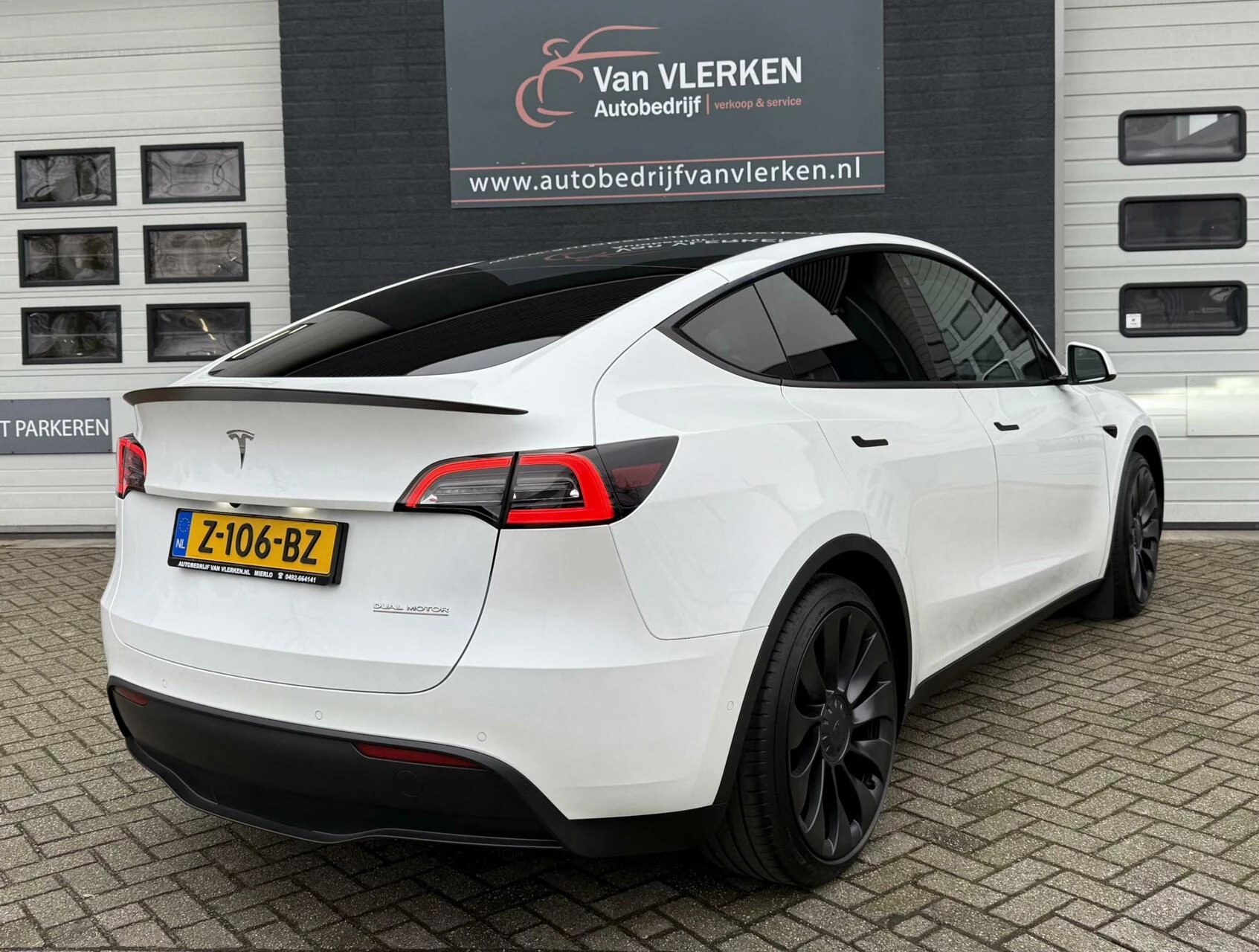 Hoofdafbeelding Tesla Model Y