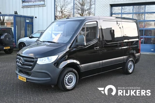 Hoofdafbeelding Mercedes-Benz Sprinter Mercedes-Benz Sprinter 214 CDI L1H1 FWD MBUX met camera, Trekhaak