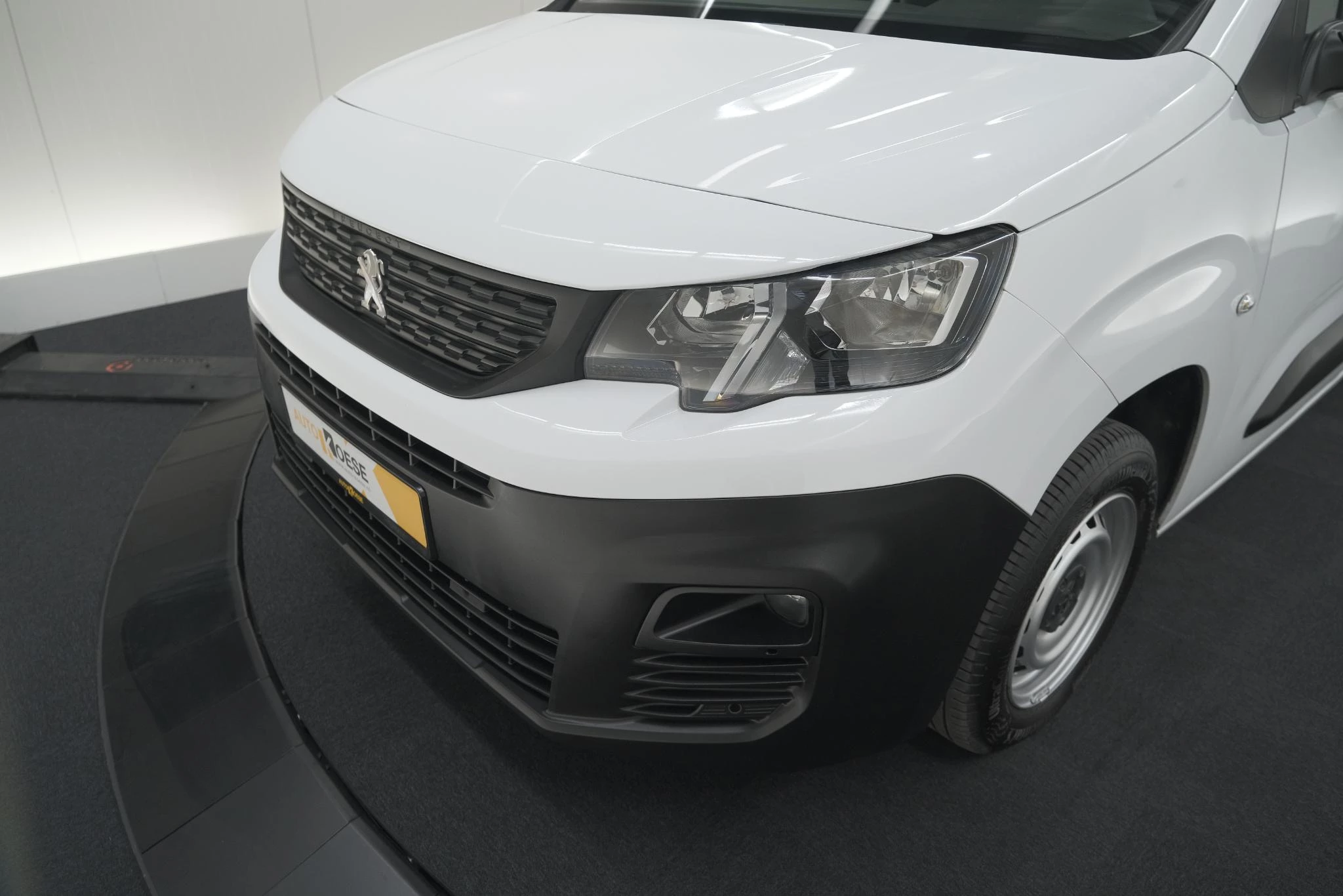 Hoofdafbeelding Peugeot Partner