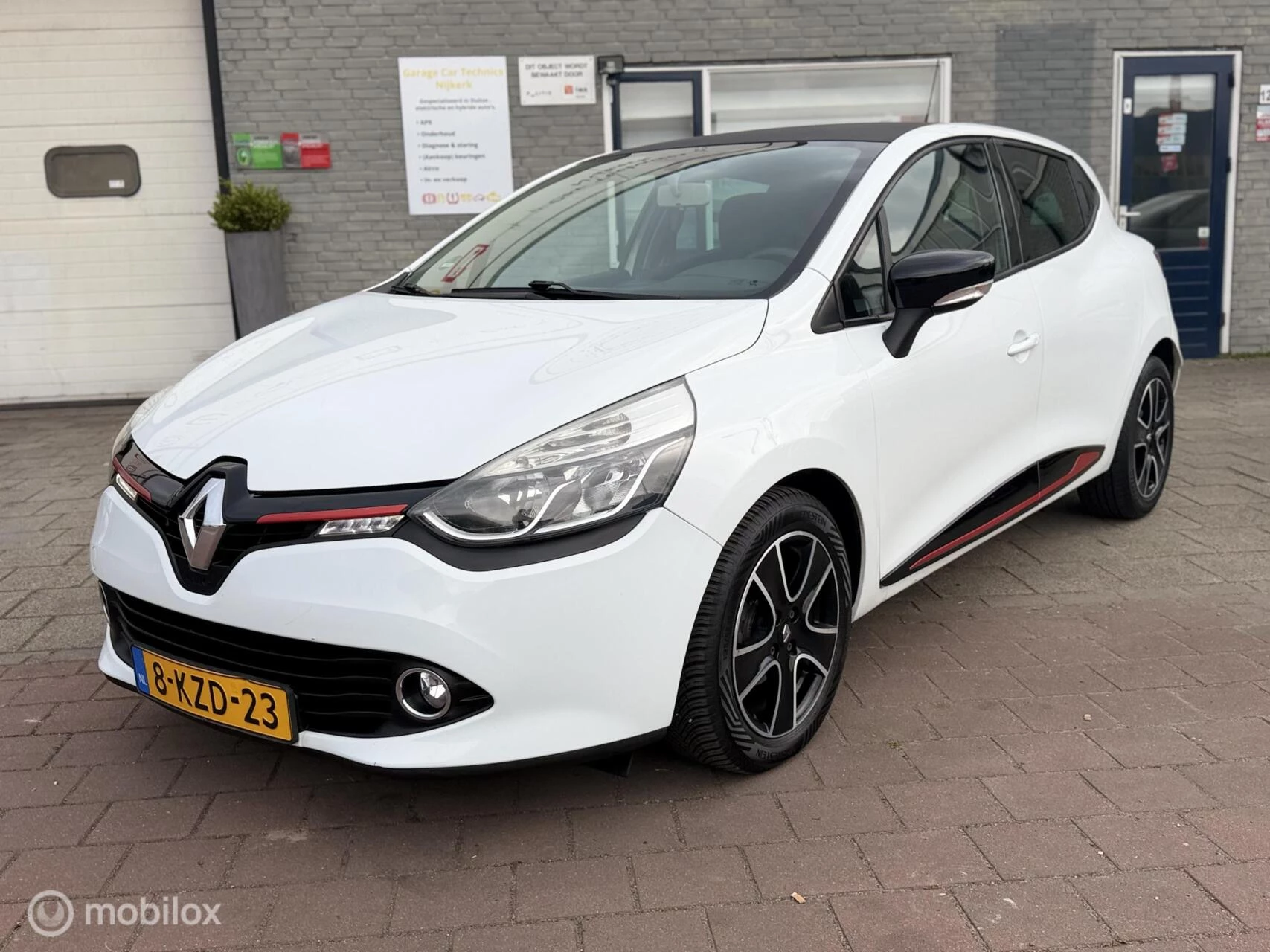 Hoofdafbeelding Renault Clio