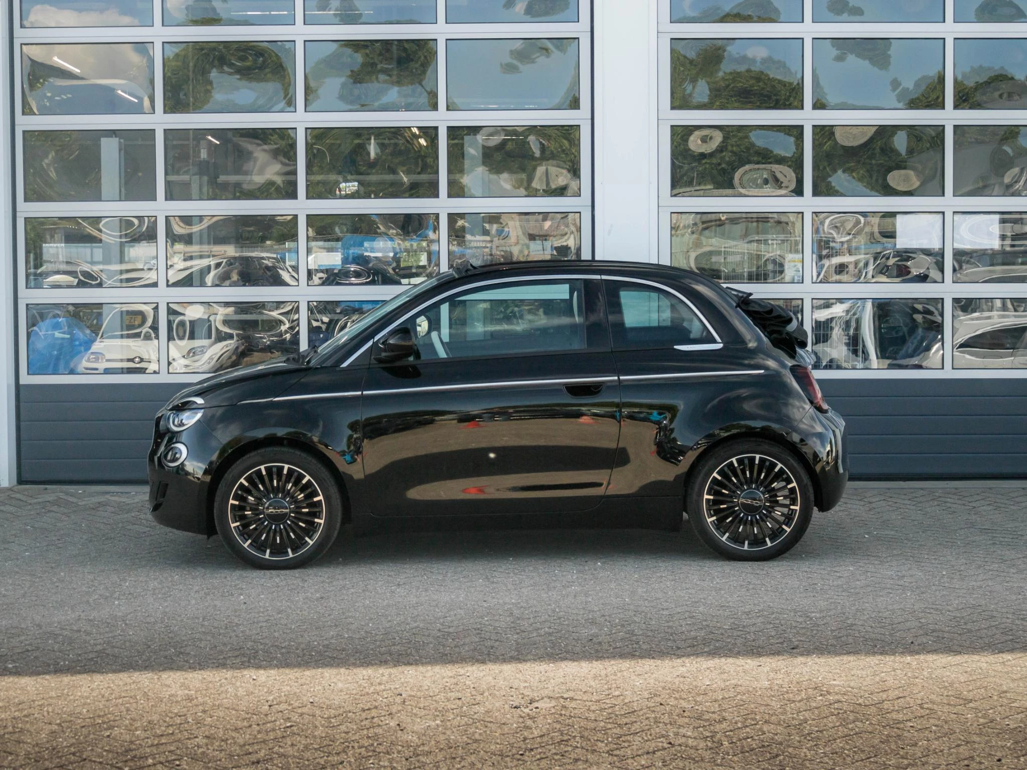 Hoofdafbeelding Fiat 500e