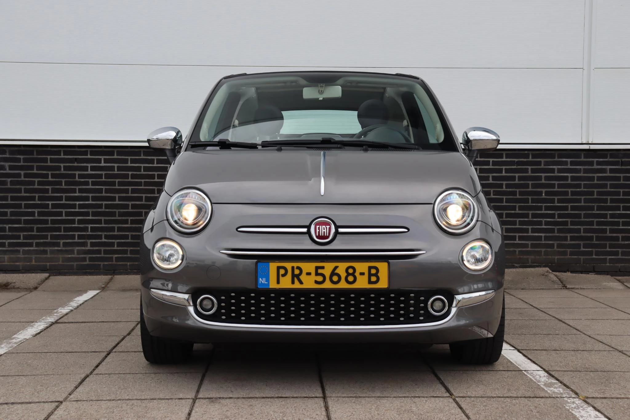 Hoofdafbeelding Fiat 500C