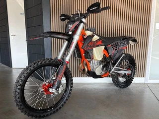 Hoofdafbeelding KTM 450 KTM 450 Exc 2023 *btw* Akrapovic, Wp Trax Ve