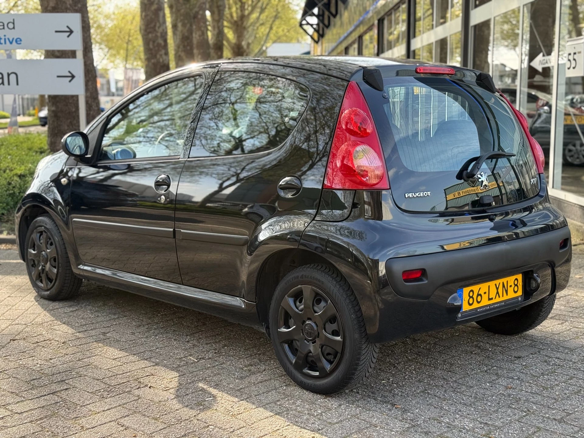 Hoofdafbeelding Peugeot 107