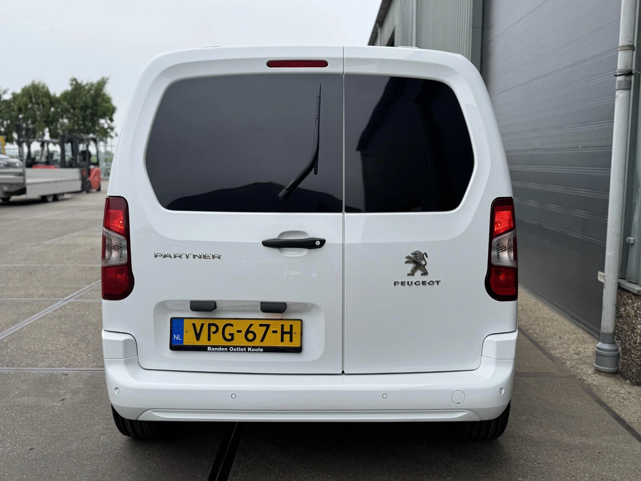 Hoofdafbeelding Peugeot Partner
