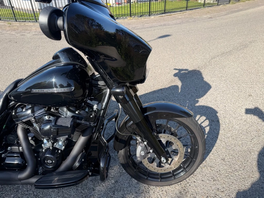 Hoofdafbeelding Harley-Davidson Street Glide