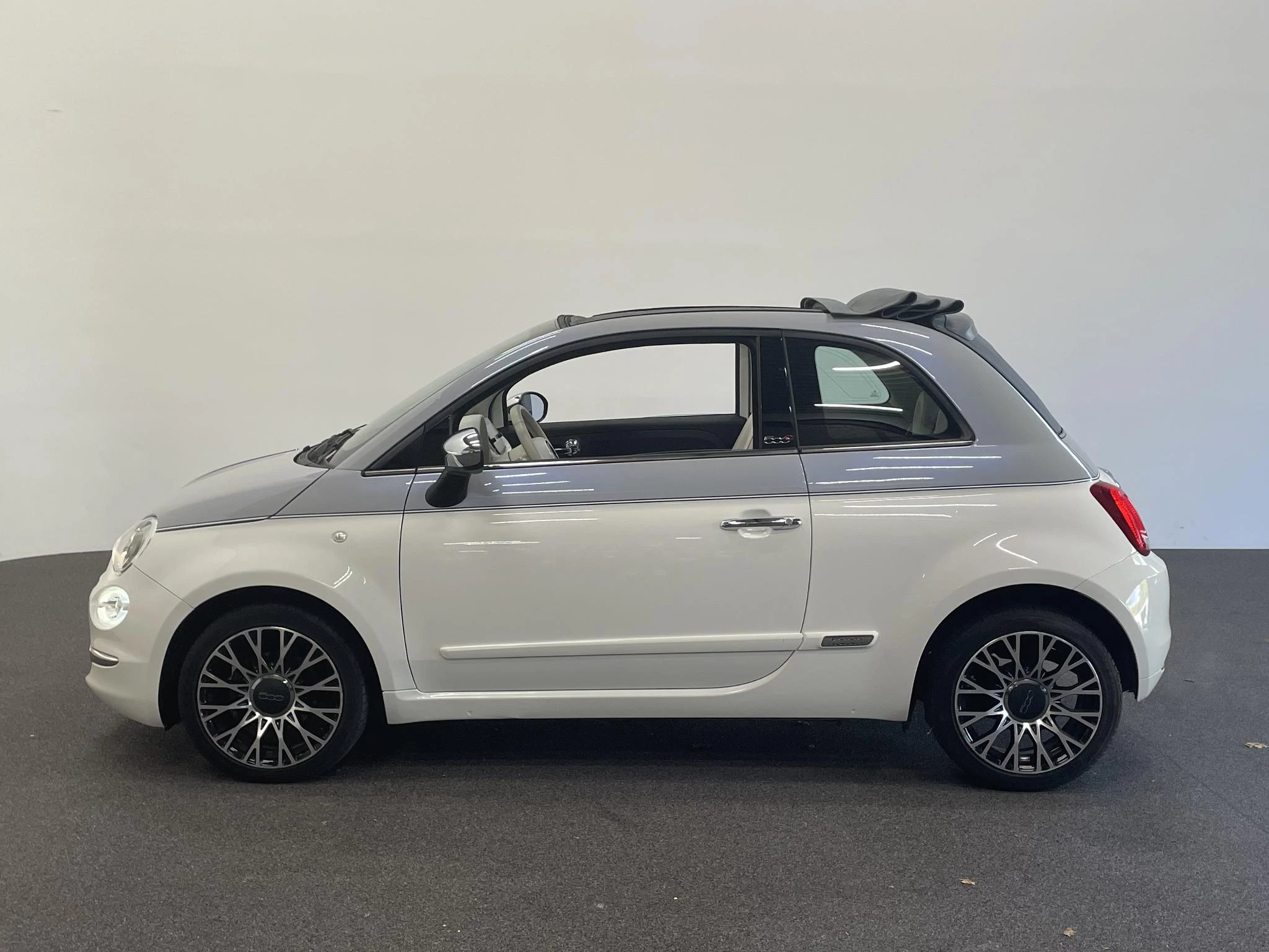 Hoofdafbeelding Fiat 500C
