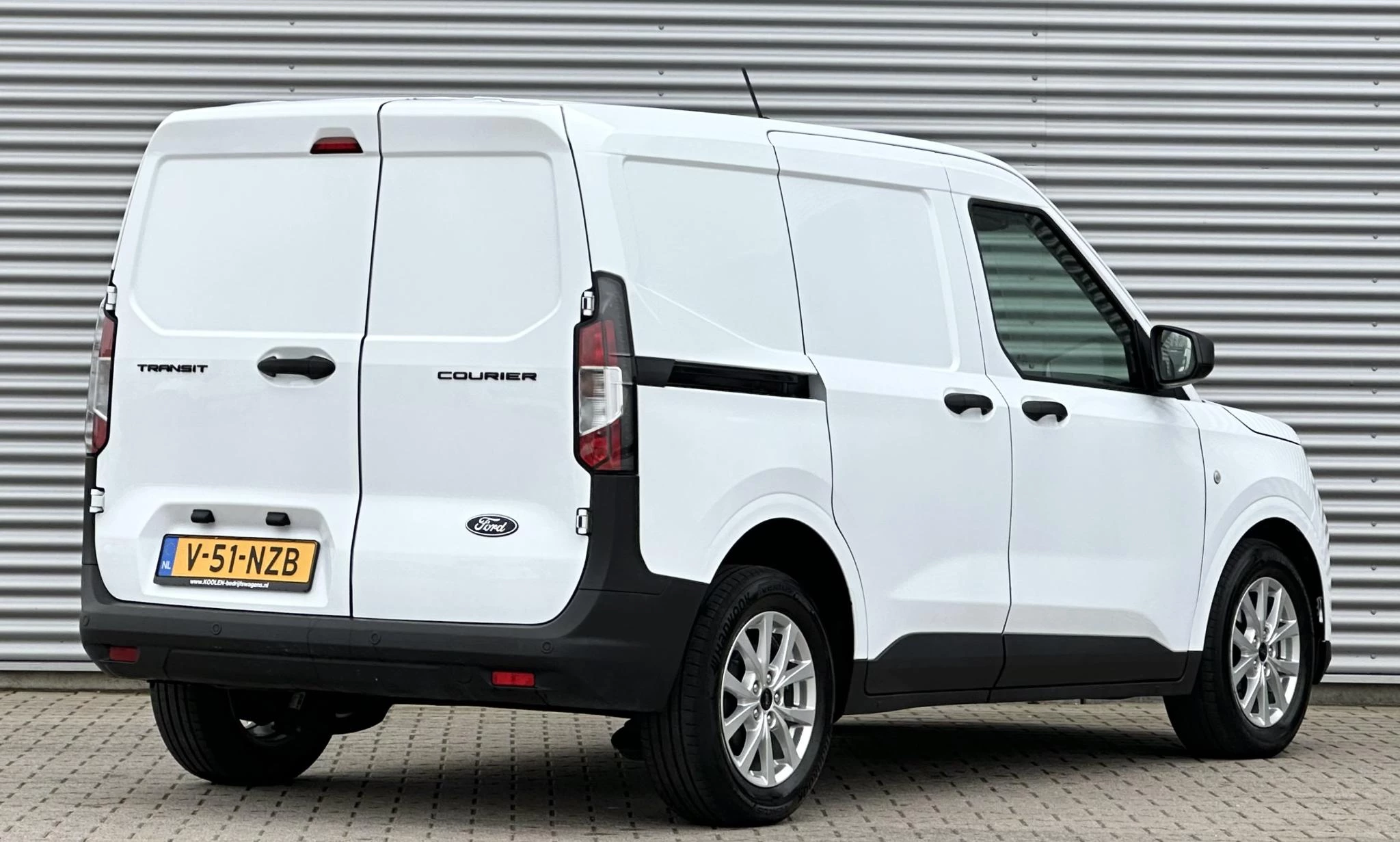 Hoofdafbeelding Ford Transit Courier