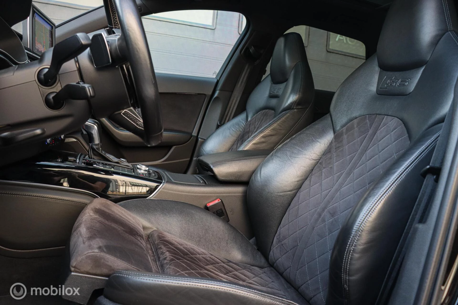Hoofdafbeelding Audi S6
