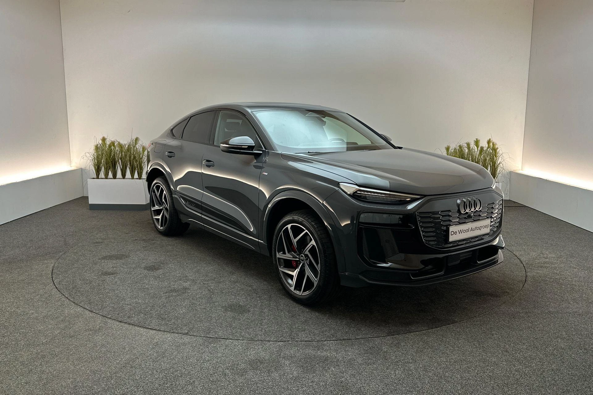 Hoofdafbeelding Audi Q6 e-tron