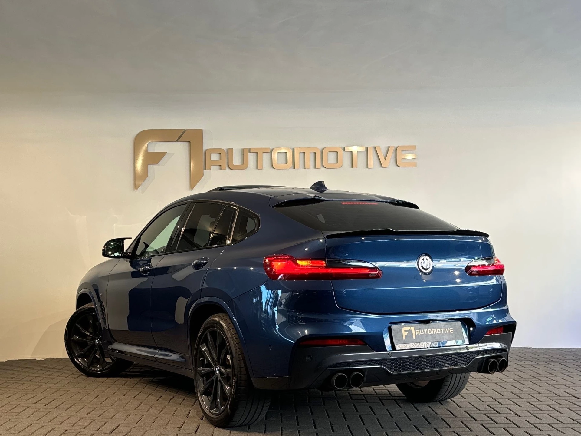 Hoofdafbeelding BMW X4
